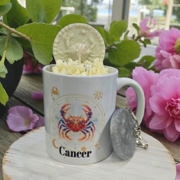 Cancer Zodiac Candle Gift Set ✦ Scented Mug Candle + Handmade Resin Keychain NWT - Picture 1 of 9